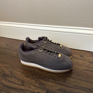 Nike Women's Classic Premium Maria Sharapova X La Cortez Shoe